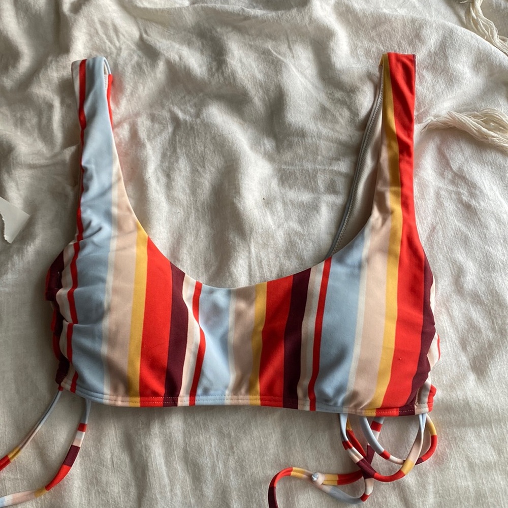 hollister bikini top